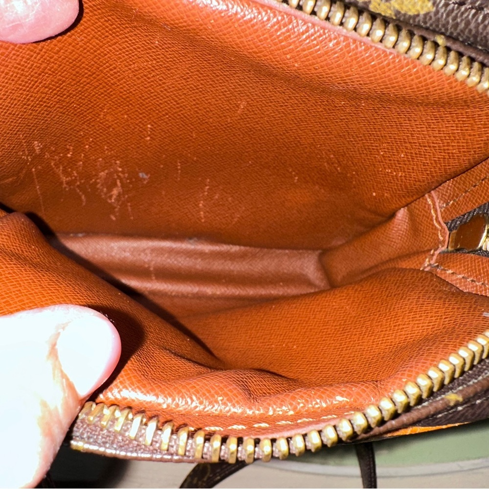 Louis Vuitton Monogram Amazone‎ Crossbody Bag - Picture 7 of 15